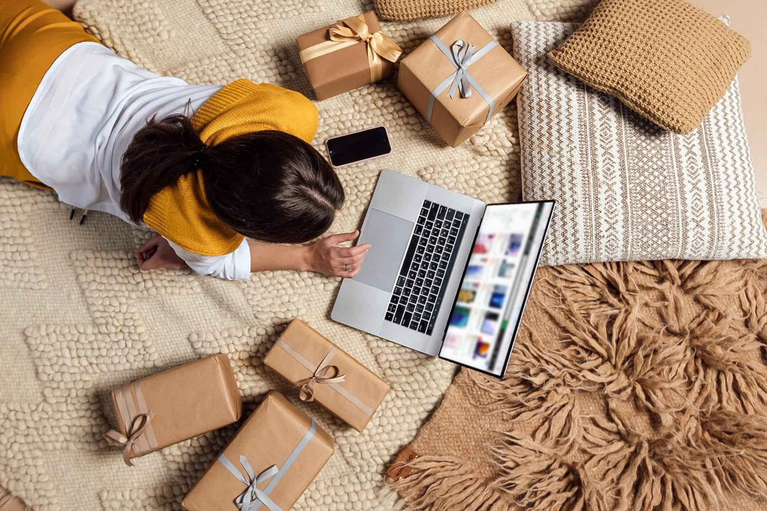 Shopping intelligente: perché conviene comprare i prodotti per la casa online? - CLINHOME