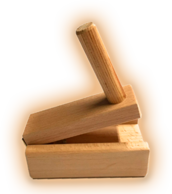 Schiaccia Olive Artigianale in Legno di Faggio